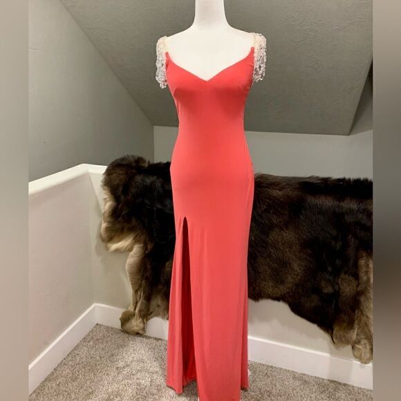 Elegant Crystal Detail Cap Sleeve Jersey Sheath Evening Dress & Sheer Back - Picture 2 of 13